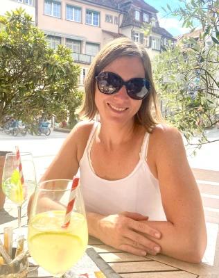 Katrin (43/f)